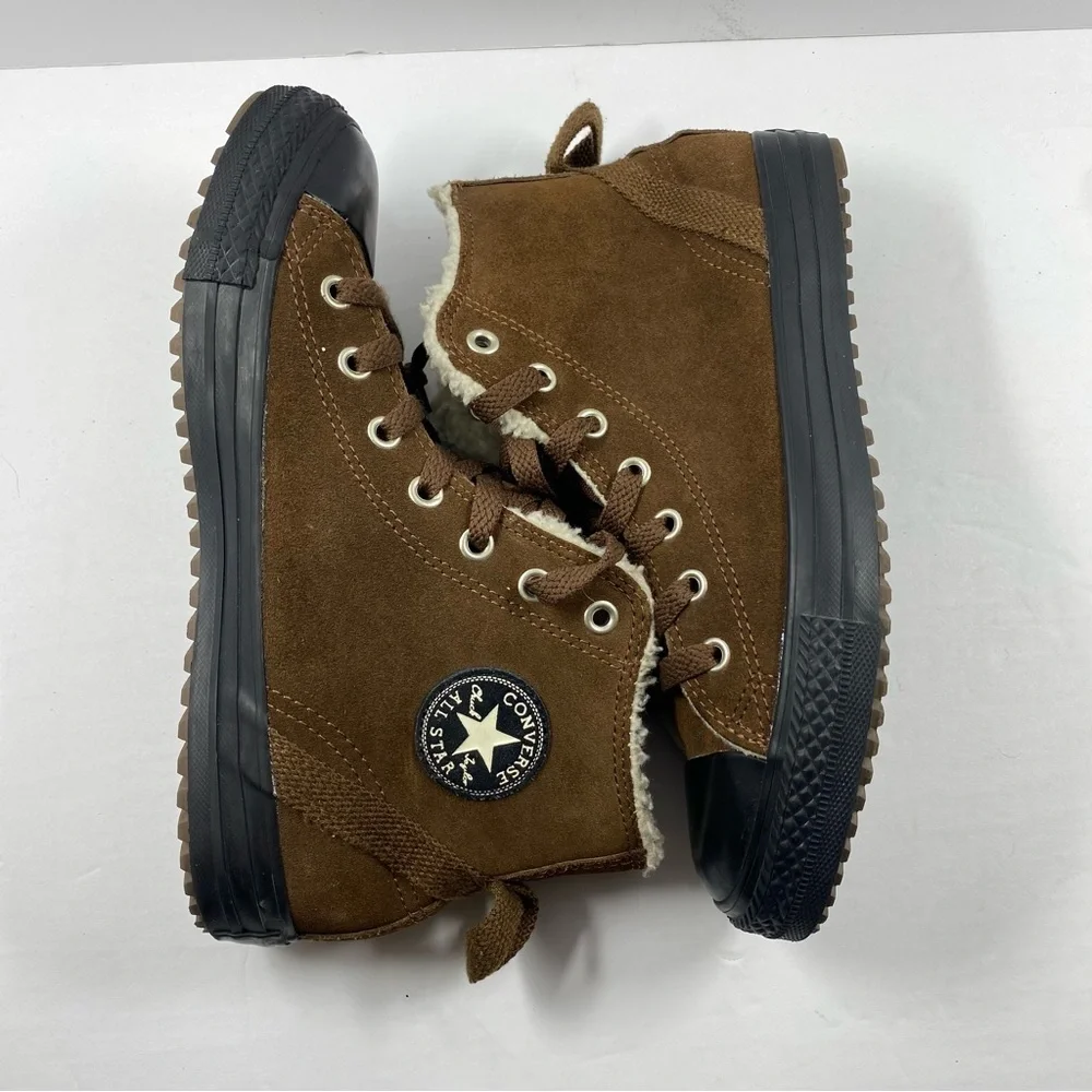 CONVERSE Chuck Taylor All Stars Suede With Sherpa Lining Color Brown SZ 5 Junior - Picture 8 of 11